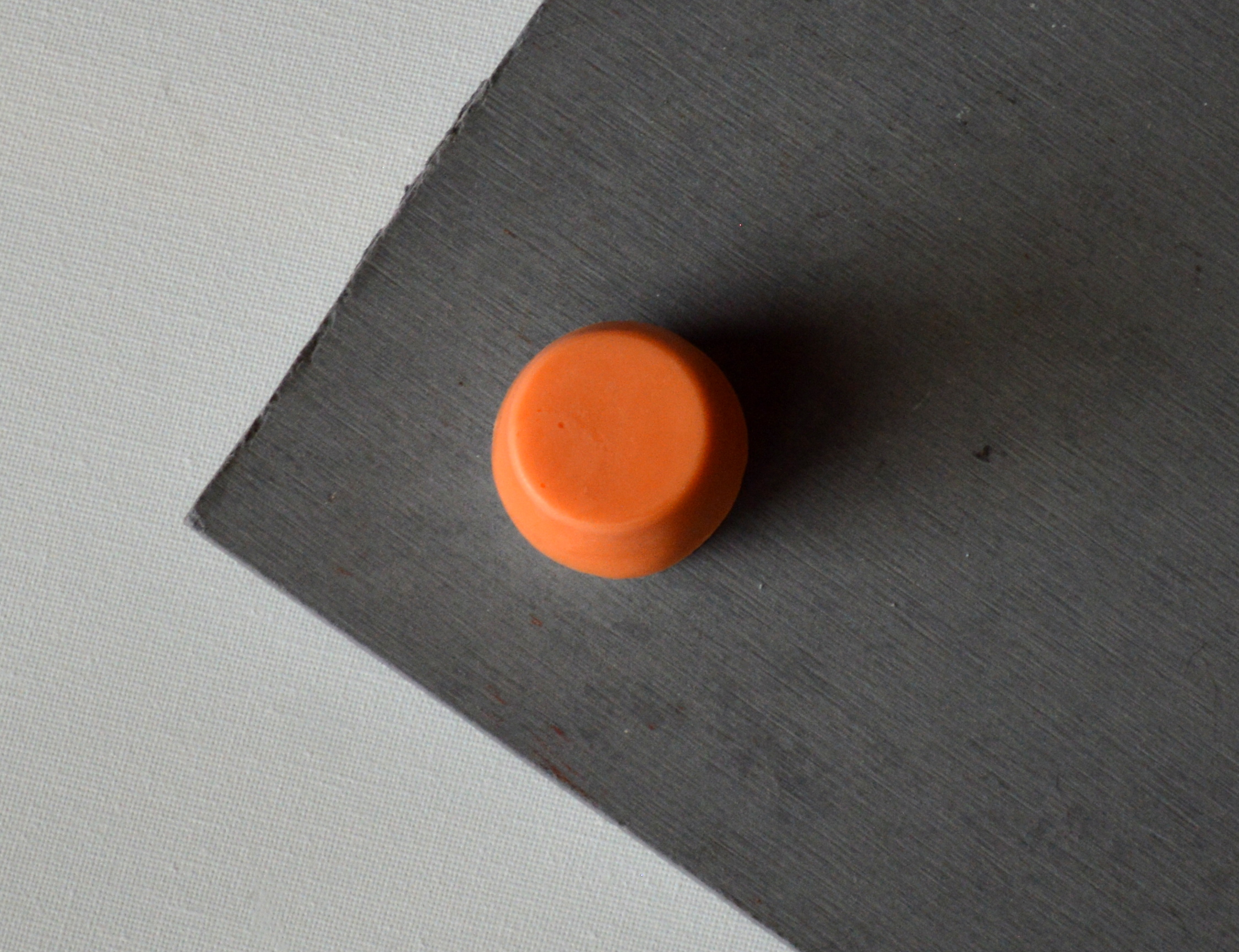 Hold Me Tangerine - Feste Handcreme mit Mandarinenöl